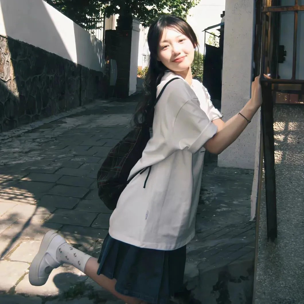 女儿说：妈妈，我陪你赢回来